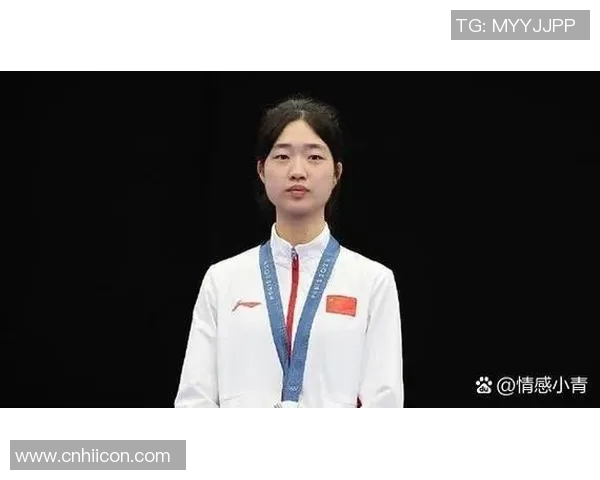 杨军专访回顾足球生涯的辉煌与挑战与未来展望